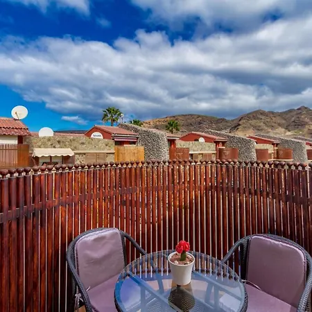 Casa Holmston, Duplex With Hot Tub In Anfi Tauro Topaz *